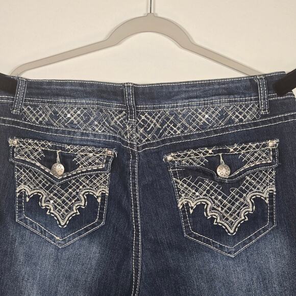 ND Weekend Embroidered Rhinestone Pocket Women's Jeans. Dark Blue. Size 16 - Picture 6 of 11